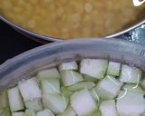 A picture of step 1 of Lauki Chana Dal.