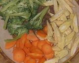 Foto langkah ke 2 dari resep Capcai sayur.