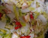 Foto langkah ke 4 dari resep Tumis sawi putih dan tahu sederhana.