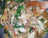รูปขั้นตอนการทำที่ 9 ของ หมูสับผัดหน่อไม้ดอง