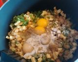 Foto del paso 2 de la receta: Tortilla de papa rellena de paleta y queso