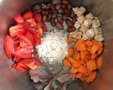 Foto langkah ke 8 dari resep MPASI 9 BulanNasi Tim[Ikan Kembung, Kacang Merah, Tempe, Tomat & Wortel].