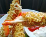 Foto langkah ke 7 dari resep HotMie Mozzarella.