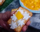 A picture of step 1 of Sweet and salty mango bites.