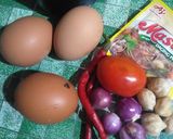 Foto langkah ke 1 dari resep Telur ceplok bumbu kecap.