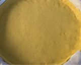 Foto del passaggio 2 della ricetta Crostata con confettura di albicocca