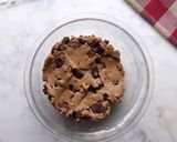 A picture of step 4 of Chocolate Chip Cookies.