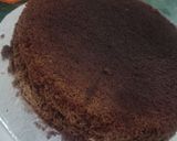 A picture of step 6 of Jungle theme cake.