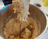 Φωτογραφία βήματος 2 της συνταγής Cookies βρώμης με σοκολάτα και cranberries
