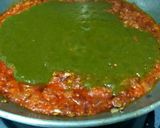 A picture of step 5 of Spinach Bhalle Curry.