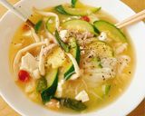 Hình bước làm 1 của món Canh bí ngòi tôm thịt - Hủ tiếu bí ngòi tôm thịt