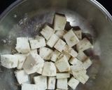 A picture of step 2 of Paneer Chilli In Noodles Basket.