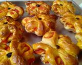 Foto langkah ke 8 dari resep Roti Hornis.
