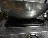 A picture of step 16 of Daal Palak.