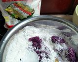 Foto langkah ke 2 dari resep Putu Ubi Ungu dengan Cetakan.