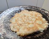 A picture of step 3 of Easy Bread Omelete.