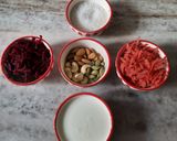 બીટ ગાજર હલવો (Beet Carrot Halwa Recipe In Gujarati) રેસીપી સ્ટેપ1ફોટો