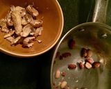 A picture of step 2 of Qinoa & peanuts breakfast porridge (Vegetarian).