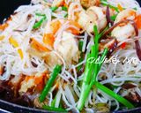 Hình bước làm 2 của món Bún gạo xào tôm thịt