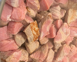 Foto del paso 2 de la receta: Babilla de ternera con chalotas y cantarelas