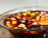 A picture of step 5 of Sangria 🍑 🍌 🍋 🥝 🍊.