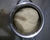 A picture of step 2 of Momos.