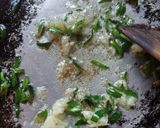 Foto langkah ke 4 dari resep Rendang Nasi Daun Jeruk.