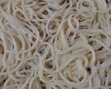 A picture of step 1 of Spaghetti pasta quiche.