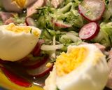 Une image de l'étape 2 de Salade de courgettes estivales.
