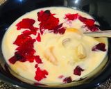 A picture of step 6 of Mangolecious raspberry jelly dessert.