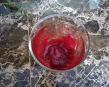 Foto langkah ke 5 dari resep Korean Strawberry Milk.