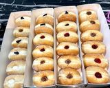 A picture of step 5 of Fuflfy donuts.