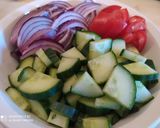 Paradicsomos mozzarellás csirkemell görög salátával (gm, lm) recept fázis 3 fotója
