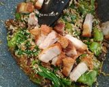 Foto langkah ke 4 dari resep Kua Chai Pui samcan goreng/Mustard Greens Rice/Nasi Sawi Pahit.