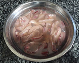 Foto del paso 2 de la receta: Riñones de cerdo al ajillo