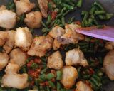 Foto langkah ke 3 dari resep Ayam Pop dan Kacang Panjang Balado #635.