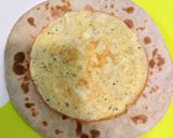 ফ্রায়েড ভেজিটেবলস এগ স্টাফিং রোটি রোল (fried vegetables egg stuffing roti roll recipe in Bengali) রেসিপির ধাপ 5 ছবি
