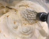 Hình bước làm 4 của món Tiramisu đơn giản không rượu, trứng