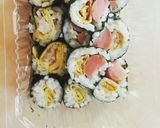 Foto langkah ke 4 dari resep Sushi sederhana😂 buat cemilan anak-anak.