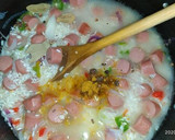 Foto del paso 3 de la receta: Arroz con salchichas