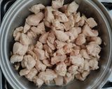 Foto del paso 2 de la receta: Pollo en salsa Strogonoff a mi estilo💫