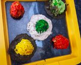 A picture of step 6 of Steam, Colourful Rice balls.
