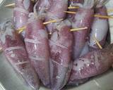รูปขั้นตอนการทำที่ 2 ของ ปลาหมึกยัดไส้ทอดกระเทียม