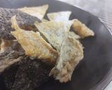 Foto del paso 3 de la receta: Chicharrón de salmón