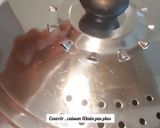 Une image de l'étape 3 de Poêlée de choux de Bruxelles aux lardons et parmesan.