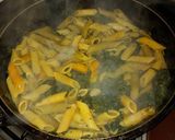 Foto del paso 2 de la receta: Fideos a la crema con espinaca