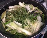 Une image de l'étape 7 de Bouillons de poisson aux herbes fraîches du jardin et anis vert.