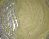 A picture of step 2 of Dahi vada.