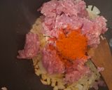 Spagetti kukoricàval, zöld olívabogyóval, fekete olívabogyòval reszelt sajttal 🍜🍜🍜 recept fázis 1 fotója