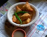 A picture of step 9 of Shrimp Samose.